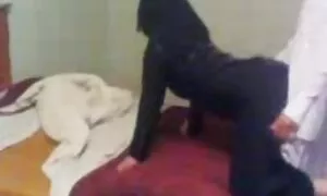 Capra con baionetta nonne porcone italiane calda