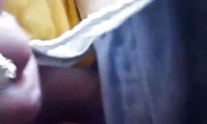 La CAPRA nonne sborrate in faccia è collegata a sua figlia.