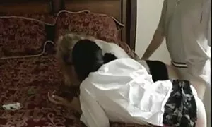Giovedi chikata avere un figlio. prno nonne